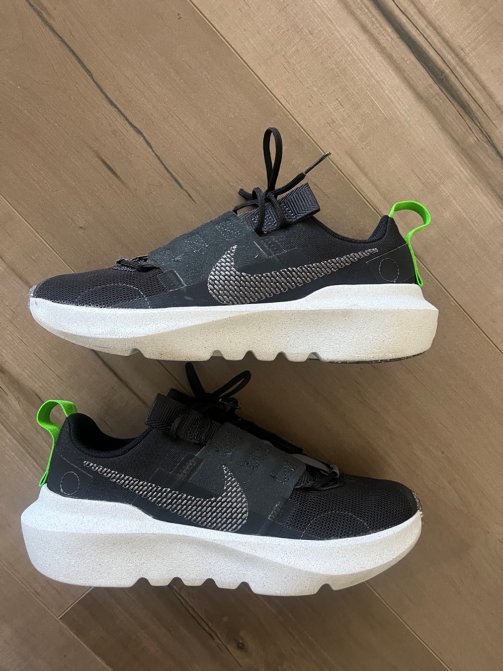 Nike Kids Black Sneakers with Neon Green Pull Tabs